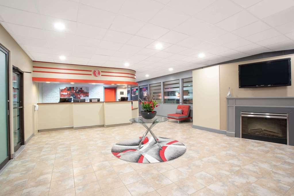 Quality Inn & Conference Centre Kingston Central Interior photo