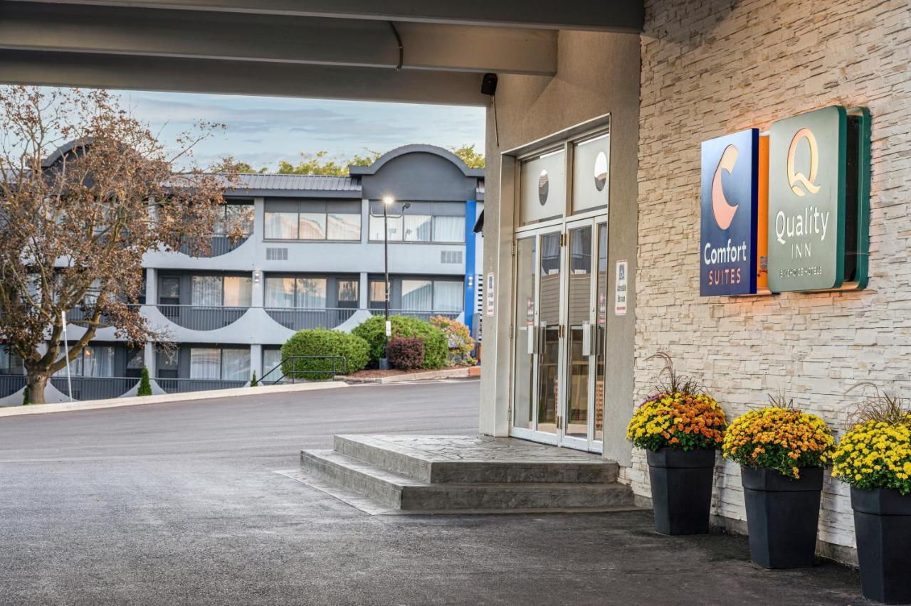 Quality Inn & Conference Centre Kingston Central Exterior photo